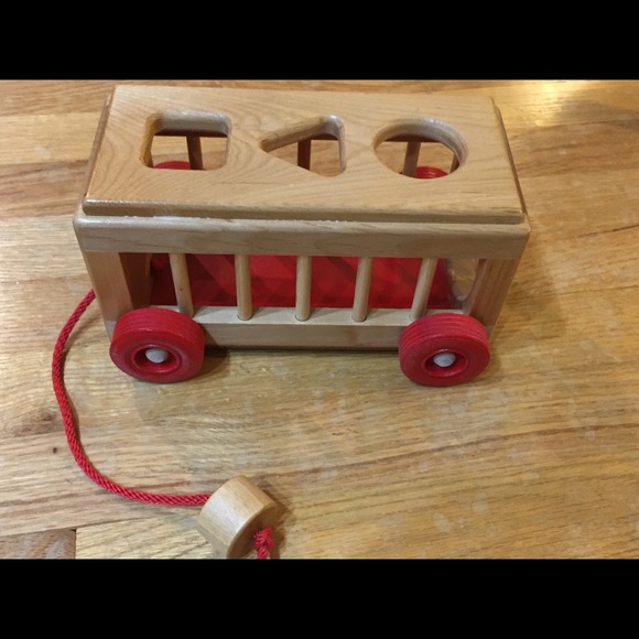 Wooden Sorting Pull Toy — Make an Offer! - Picture 4 of 4